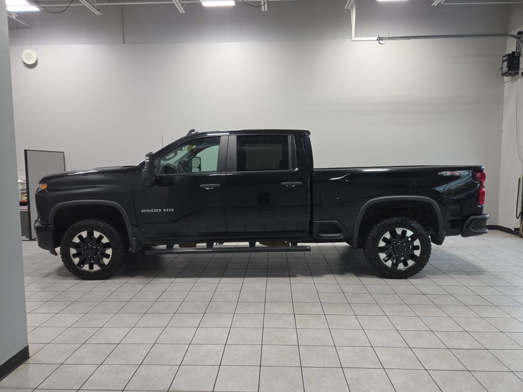 Used 2020 Chevrolet Silverado 2500 Custom w/ Custom Value Package AWD/4WD image 8
