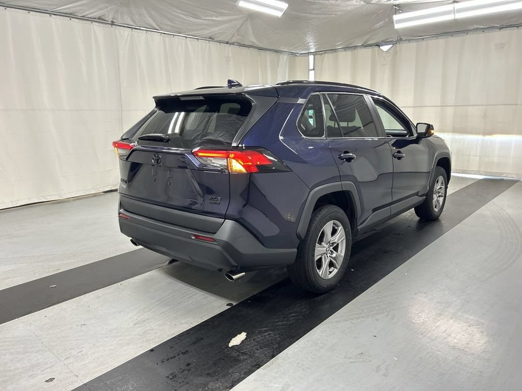 Used 2022 Toyota RAV4 XLE w/ Convenience Package AWD/4WD image 7