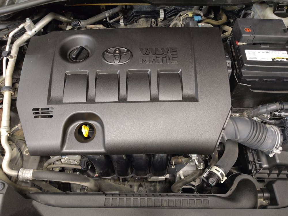 Used 2021 Toyota C-HR LE FWD image 30