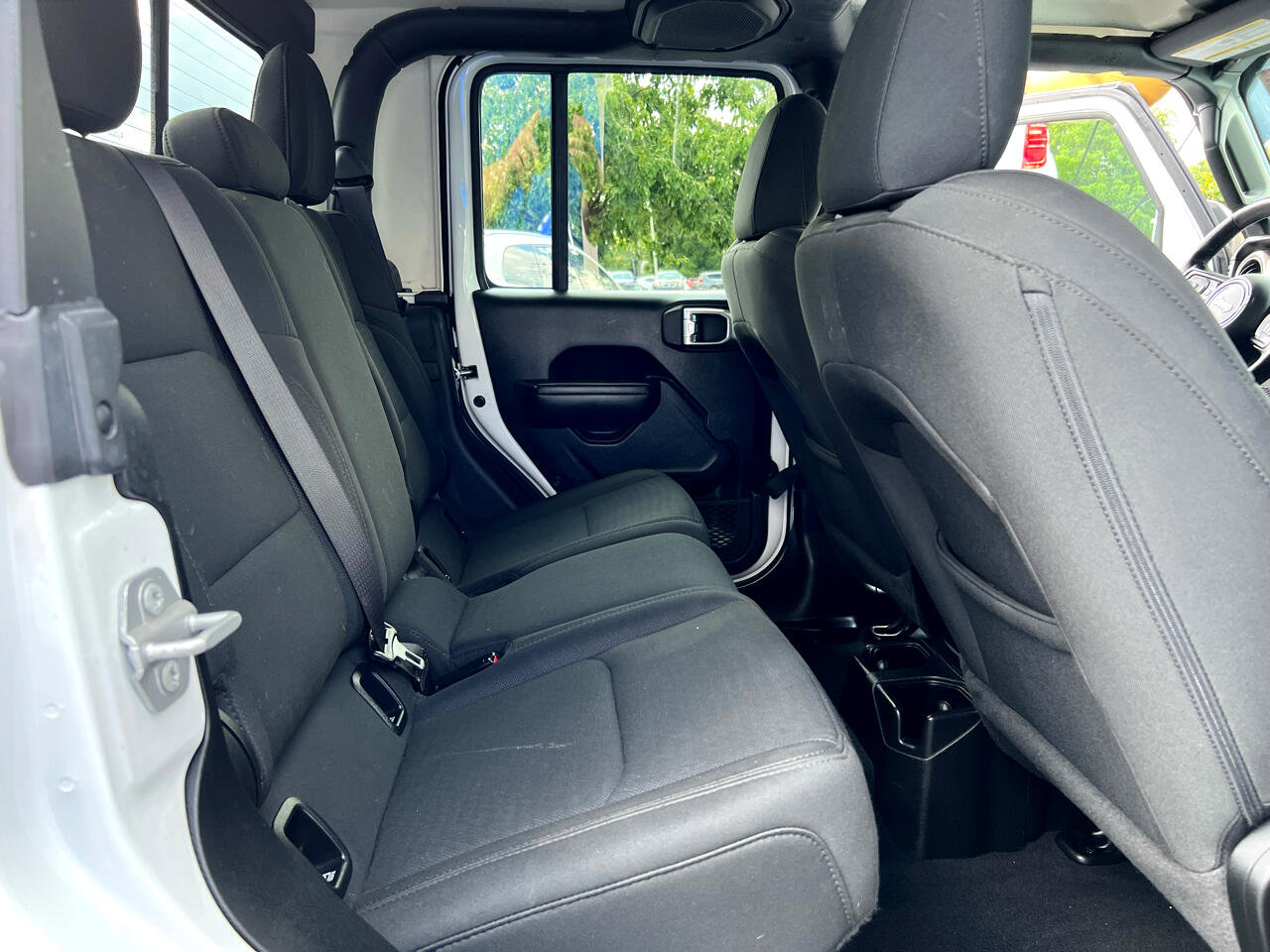 Used 2021 Jeep Gladiator Sport image 12