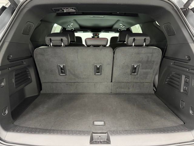 Used 2024 Chevrolet Traverse RS image 29