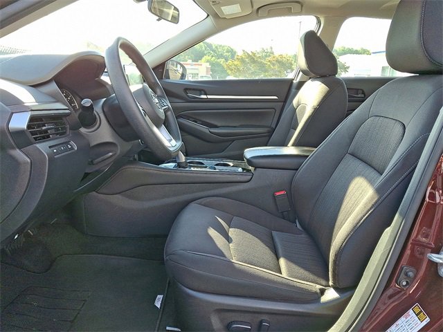 Used 2023 Nissan Altima 2.5 SV image 13