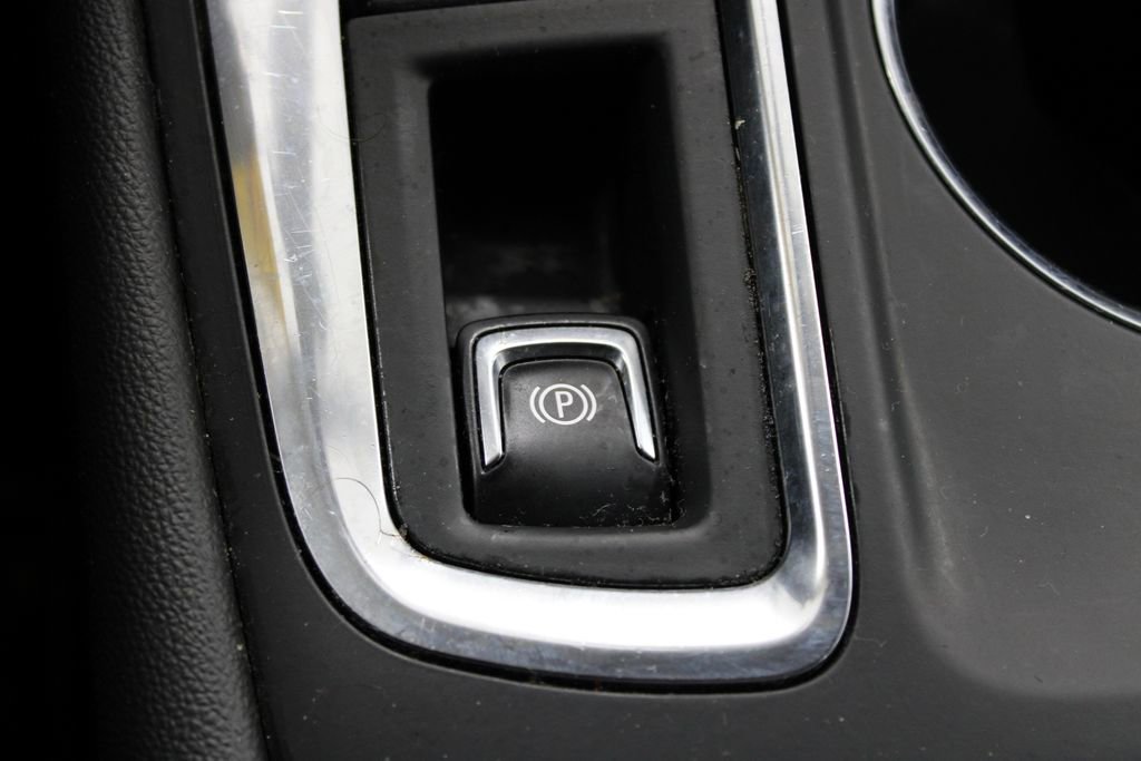 Used 2023 Chevrolet Equinox LT image 47