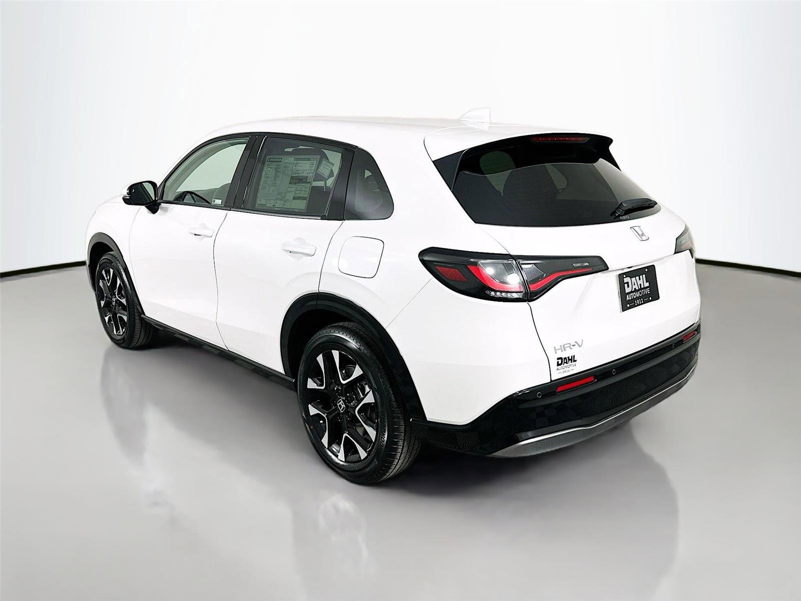 New 2026 Honda HR-V EX-L image 10