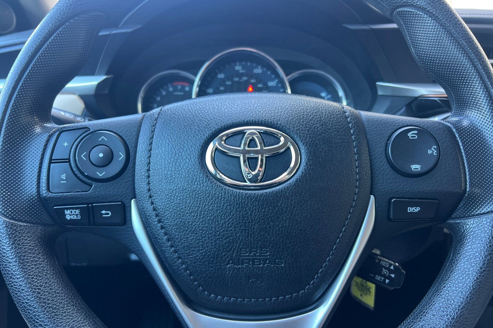 Used 2015 Toyota Corolla LE image 21