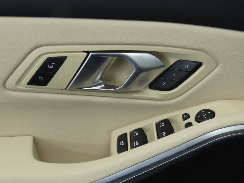 New 2026 BMW 330i Sedan w/ M Sport Package image 24