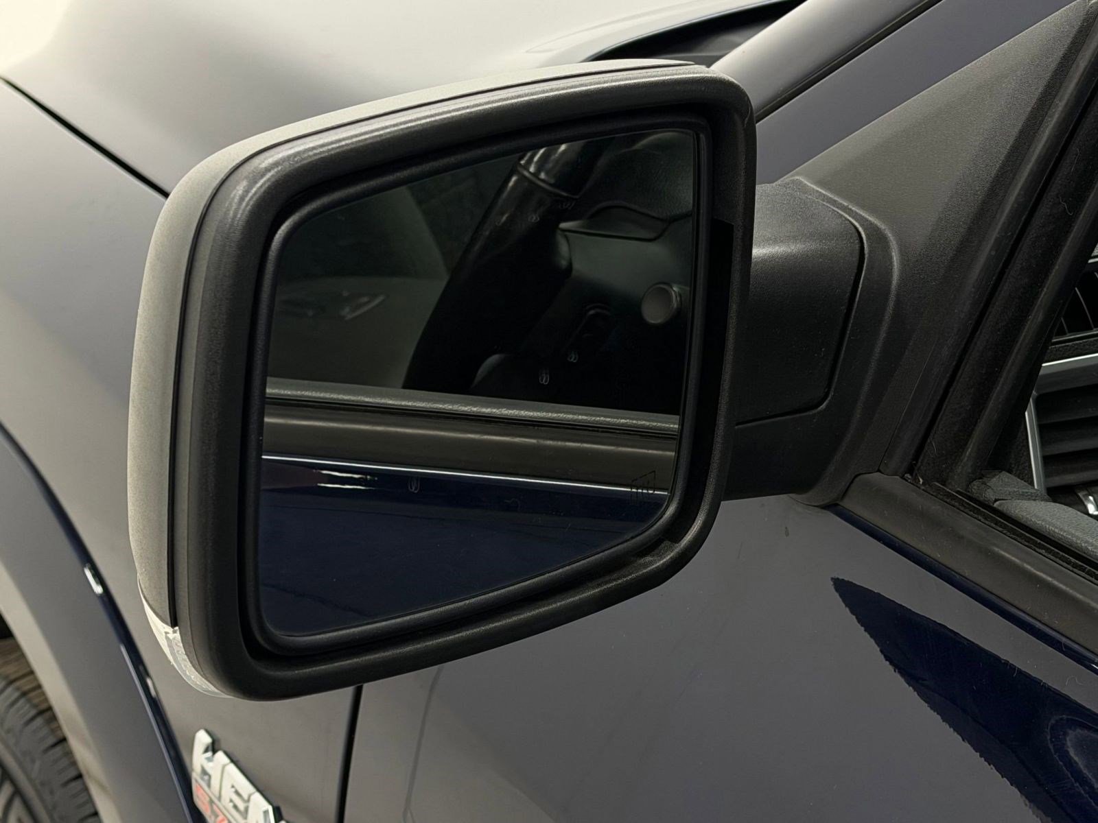 Used 2018 RAM 1500 Outdoorsman image 37