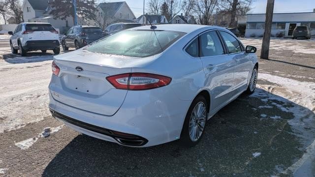 Used 2016 Ford Fusion SE w/ Equipment Group 202A AWD/4WD image 5
