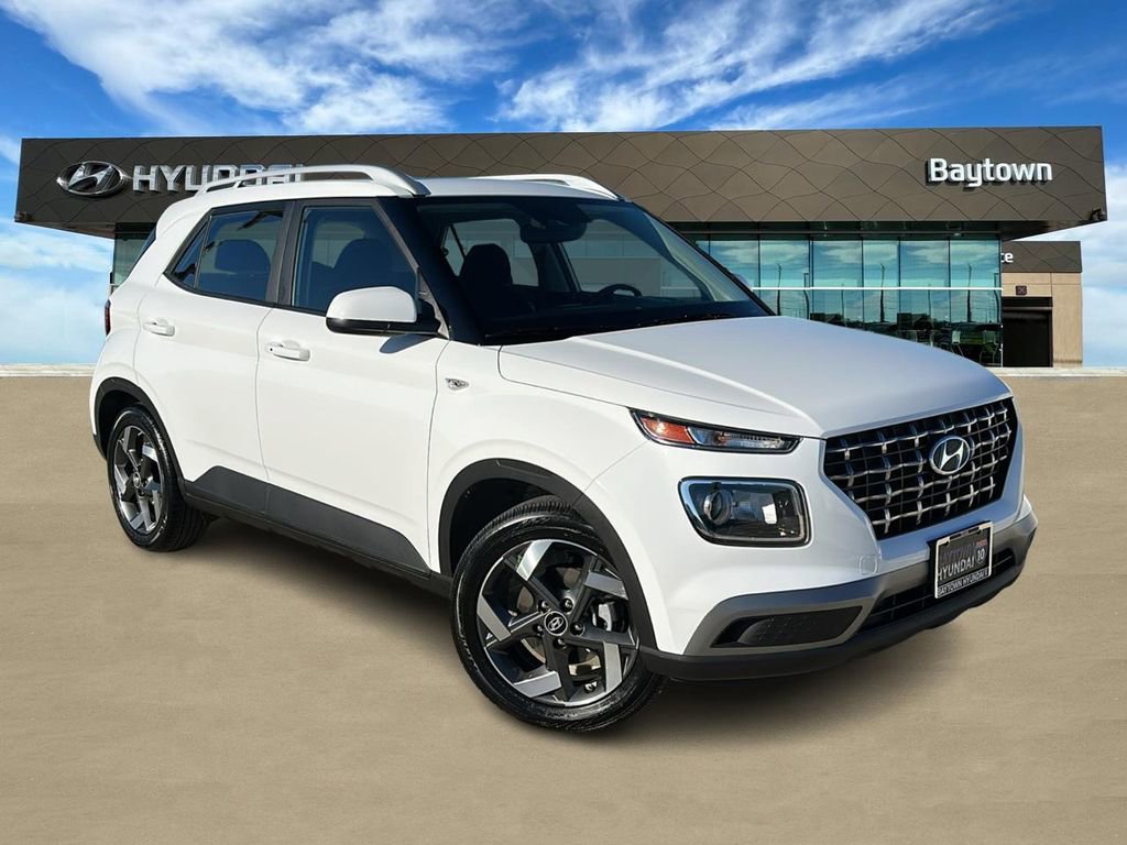 Used 2025 Hyundai Venue SEL image 1