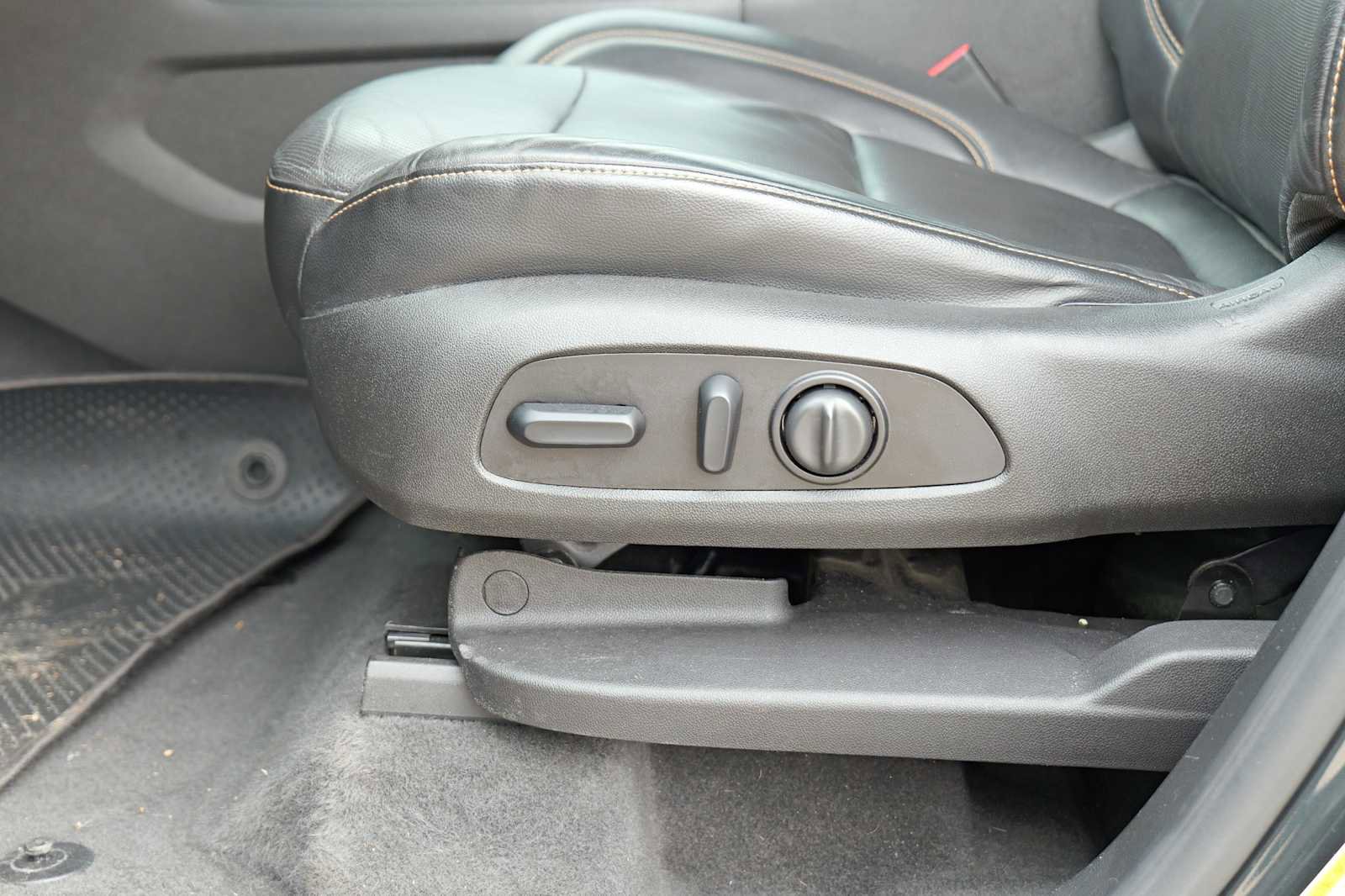 Used 2018 Chevrolet Traverse Premier w/ Driver Confidence II Package image 22