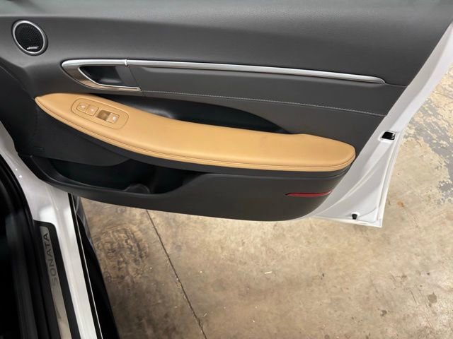 Used 2021 Hyundai Sonata Limited image 22