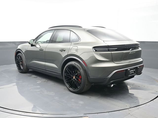New 2025 Porsche Macan 4S Electric AWD/4WD image 3