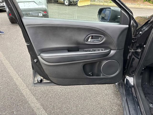 Used 2017 Honda HR-V EX-L image 13