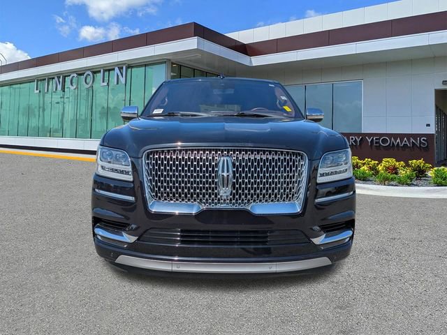 Certified 2020 Lincoln Navigator Black Label w/ Cargo Convenience Package AWD/4WD image 9