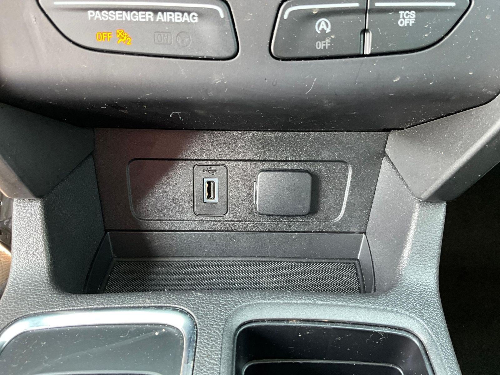 Used 2019 Ford Escape SE FWD image 15