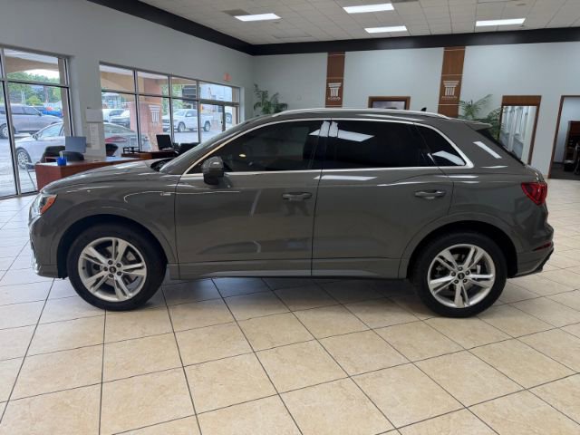 Used 2021 Audi Q3 2.0T Premium w/ Convenience Package AWD/4WD image 4