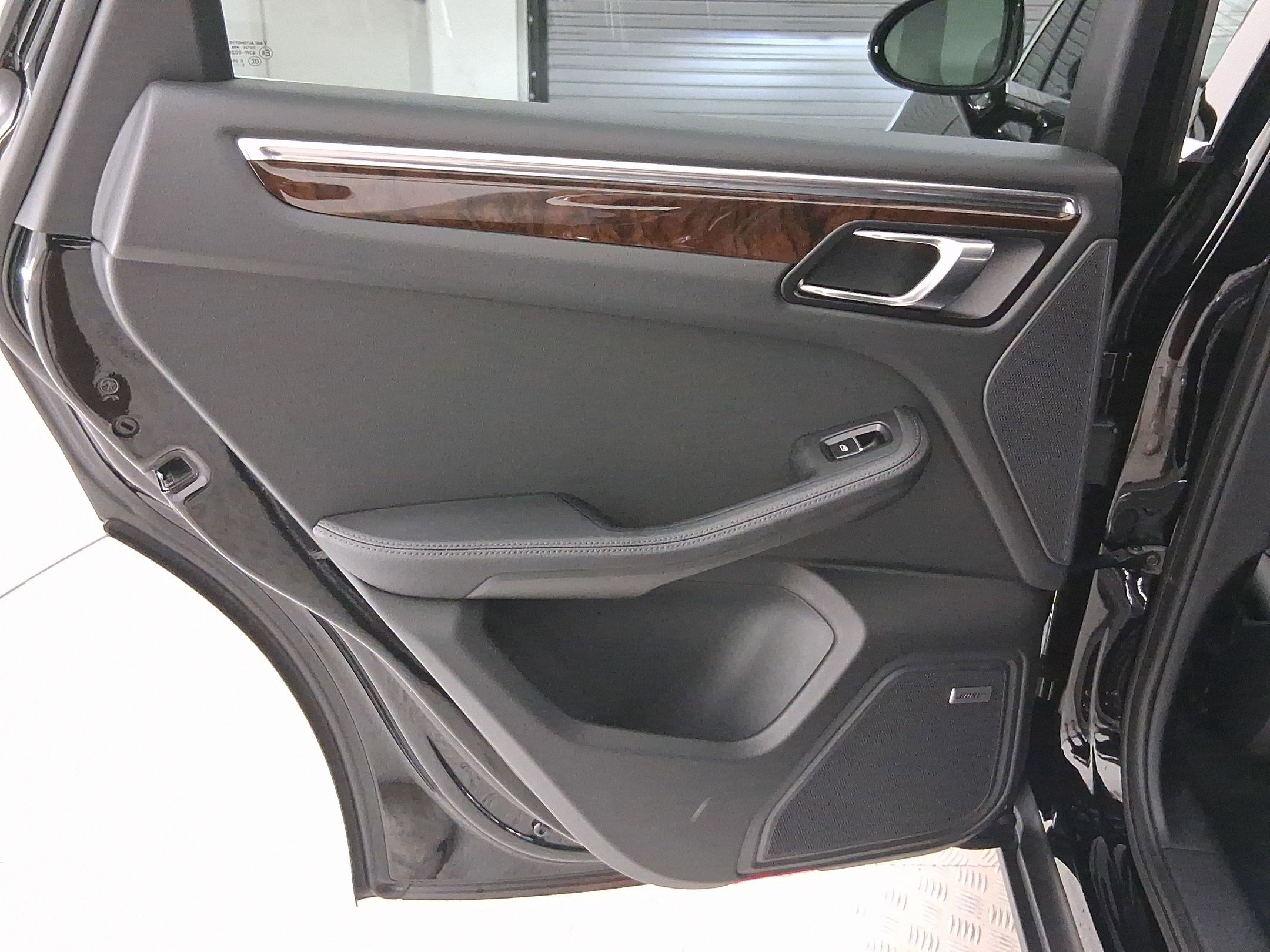 New 2026 Porsche Macan S image 32