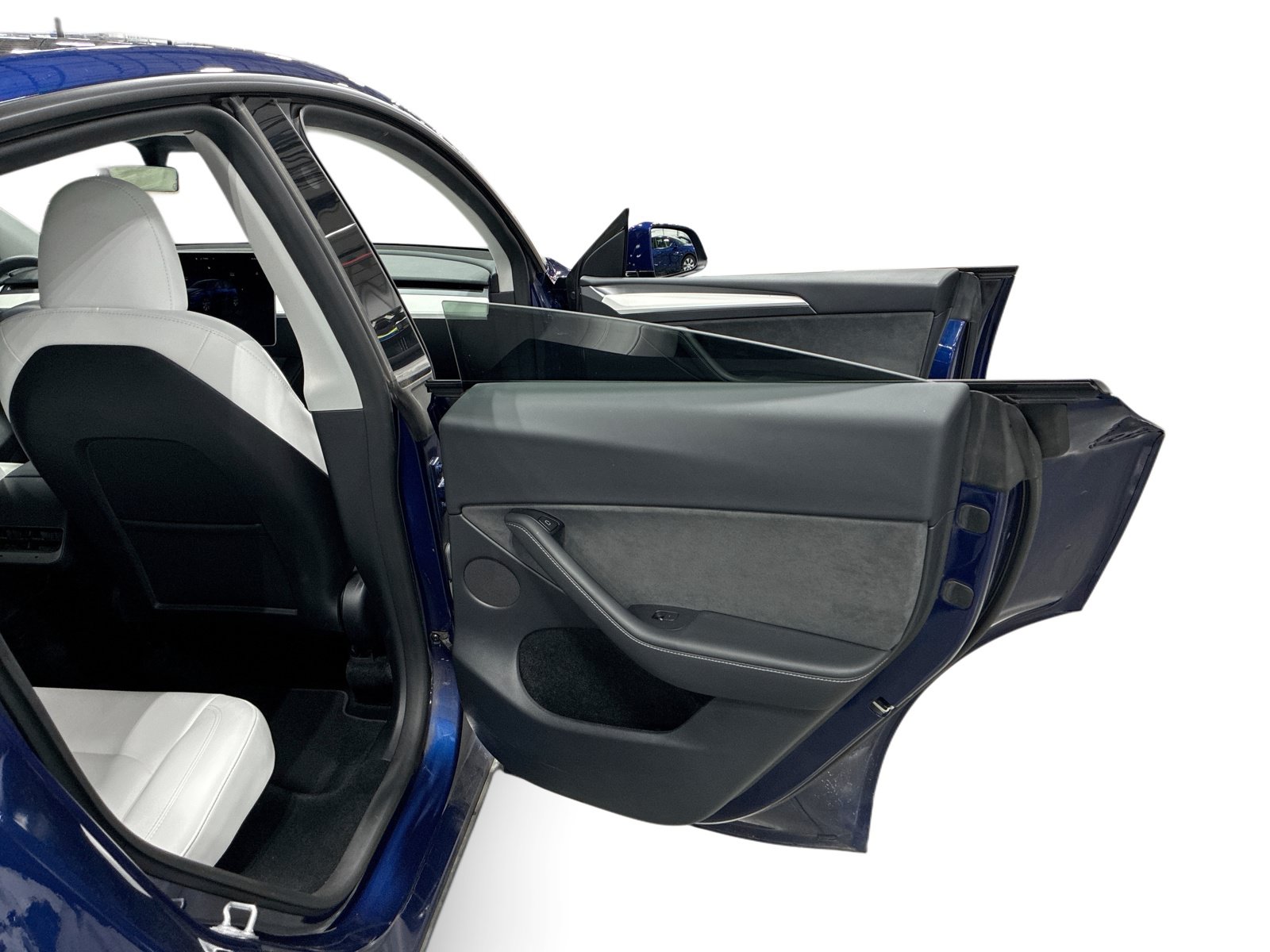 Certified 2023 Tesla Model Y Long Range AWD/4WD image 12