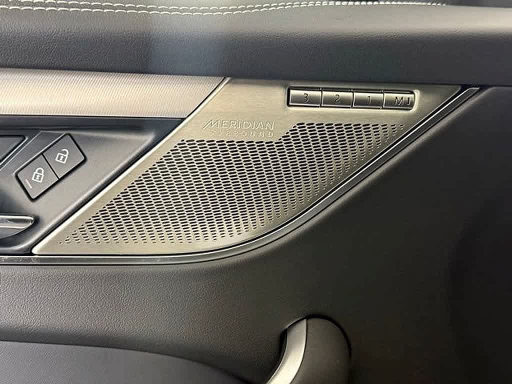 New 2026 Jaguar F-PACE R-Dynamic S AWD/4WD image 26