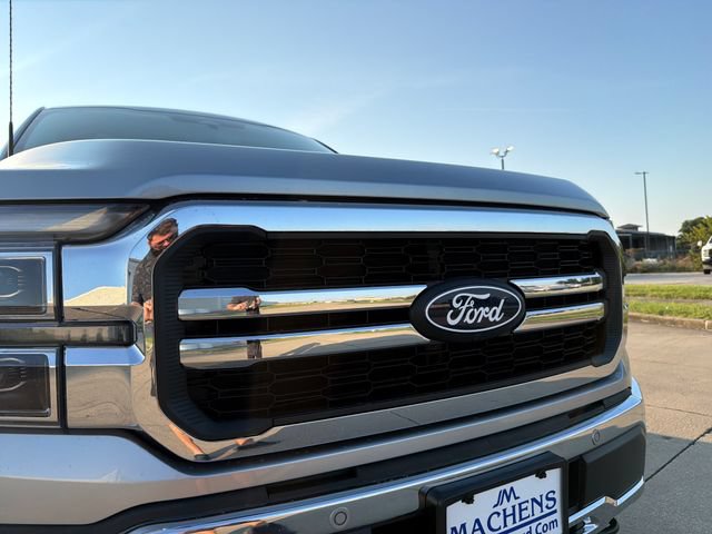 New 2026 Ford F150 Lariat w/ Equipment Group 501A Mid AWD/4WD image 13
