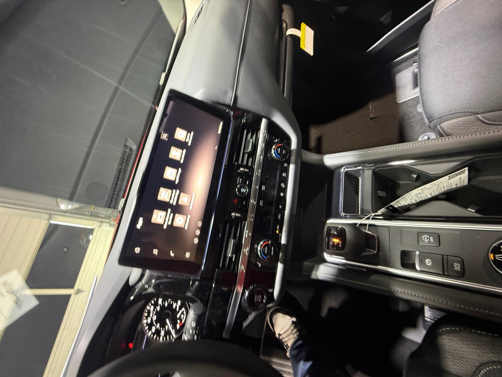 New 2026 Nissan Pathfinder SV AWD/4WD image 31