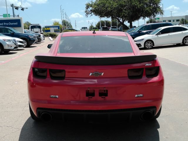 Used 2010 Chevrolet Camaro SS w/ RS Package RWD image 4