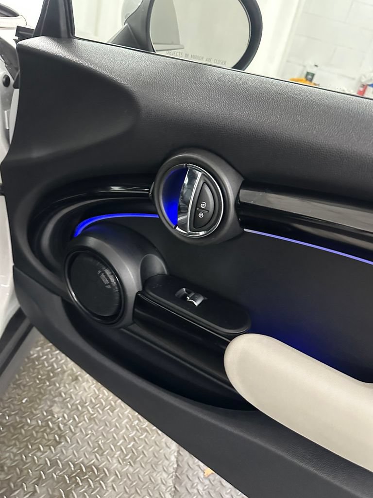 Used 2018 MINI Cooper S w/ Premium Package FWD image 27