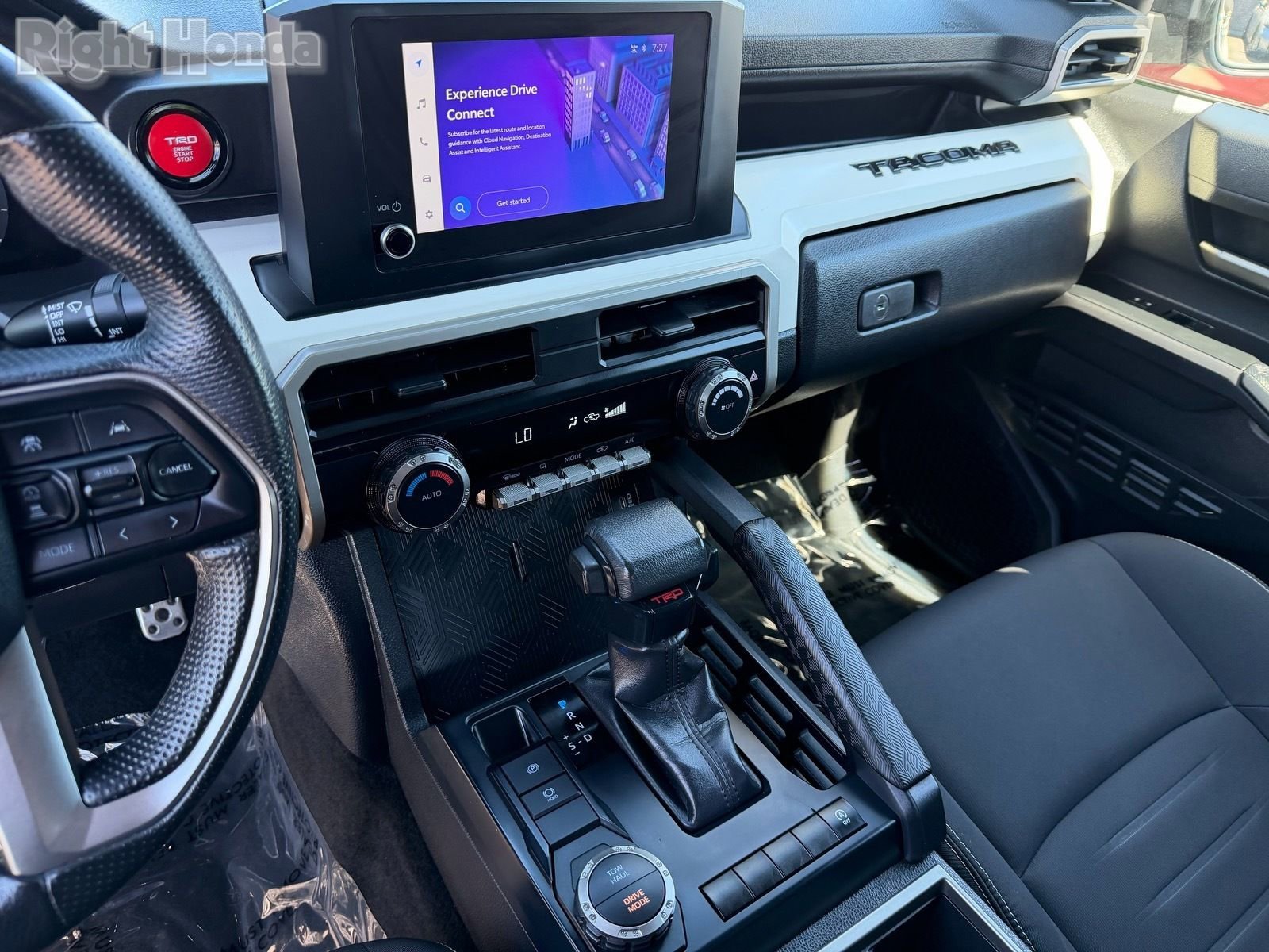 Used 2024 Toyota Tacoma TRD Sport image 23