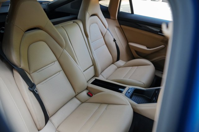 Used 2018 Porsche Panamera 4S AWD/4WD image 38