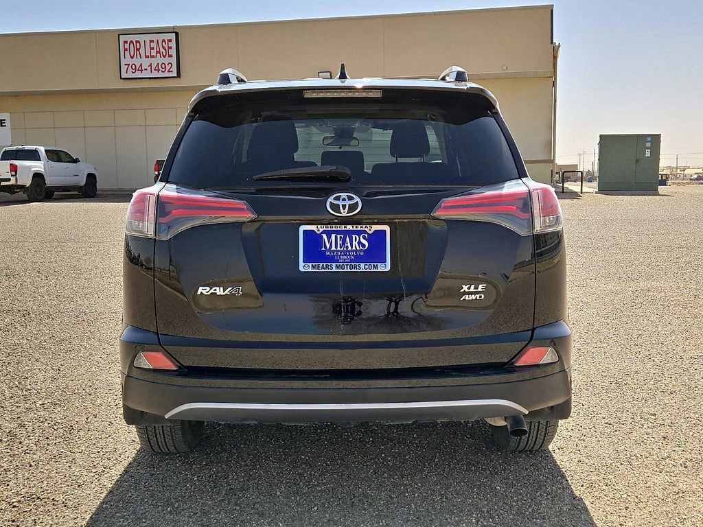 Used 2017 Toyota RAV4 XLE image 4