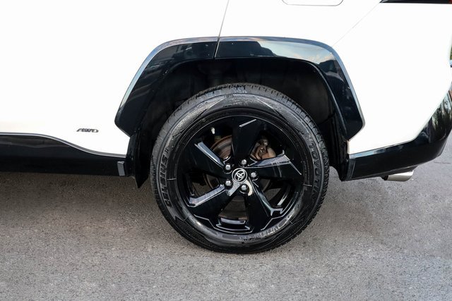 Used 2019 Toyota RAV4 XSE image 28