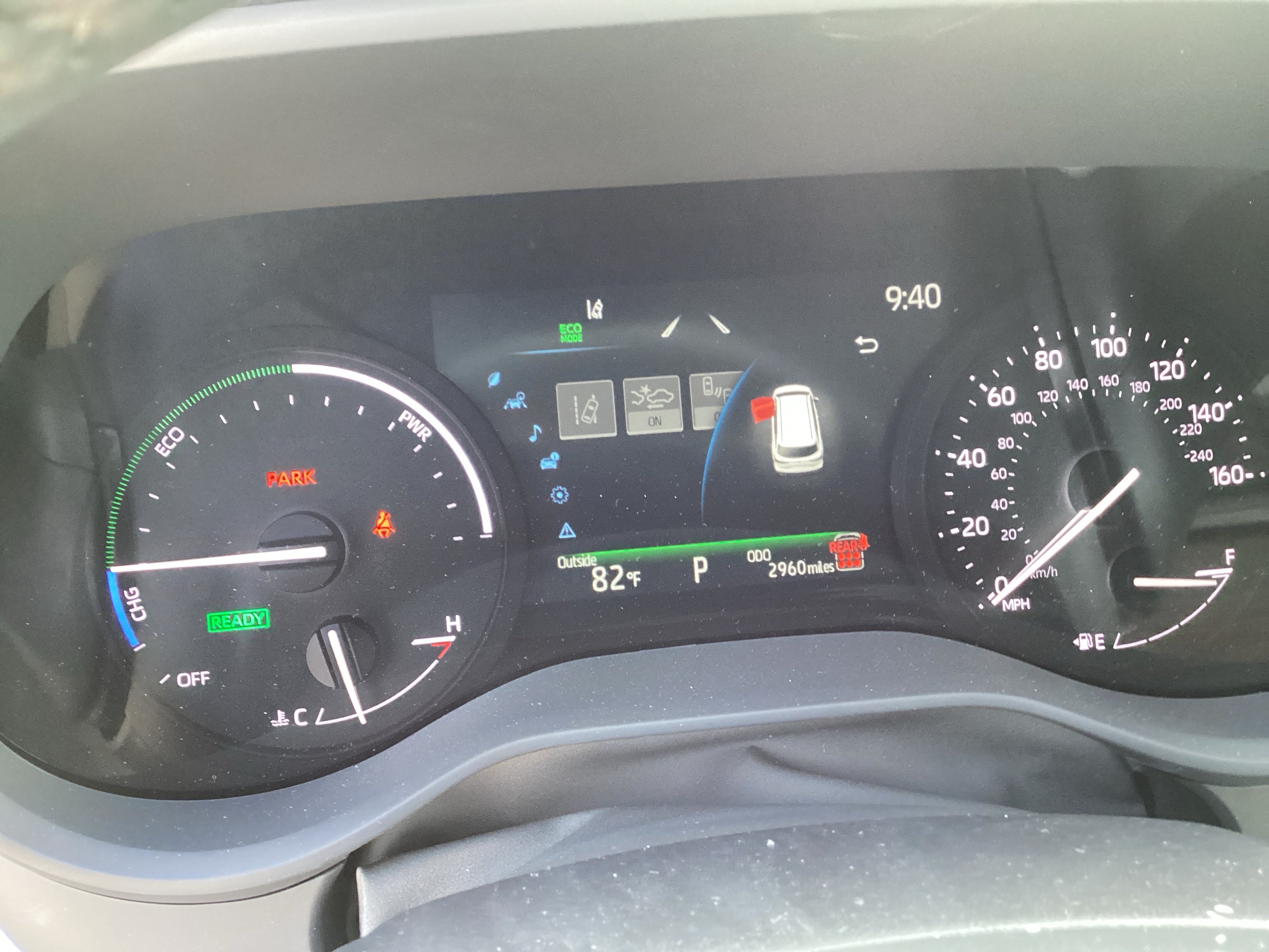 Used 2025 Toyota Sienna XLE w/ XLE Plus Package FWD image 21