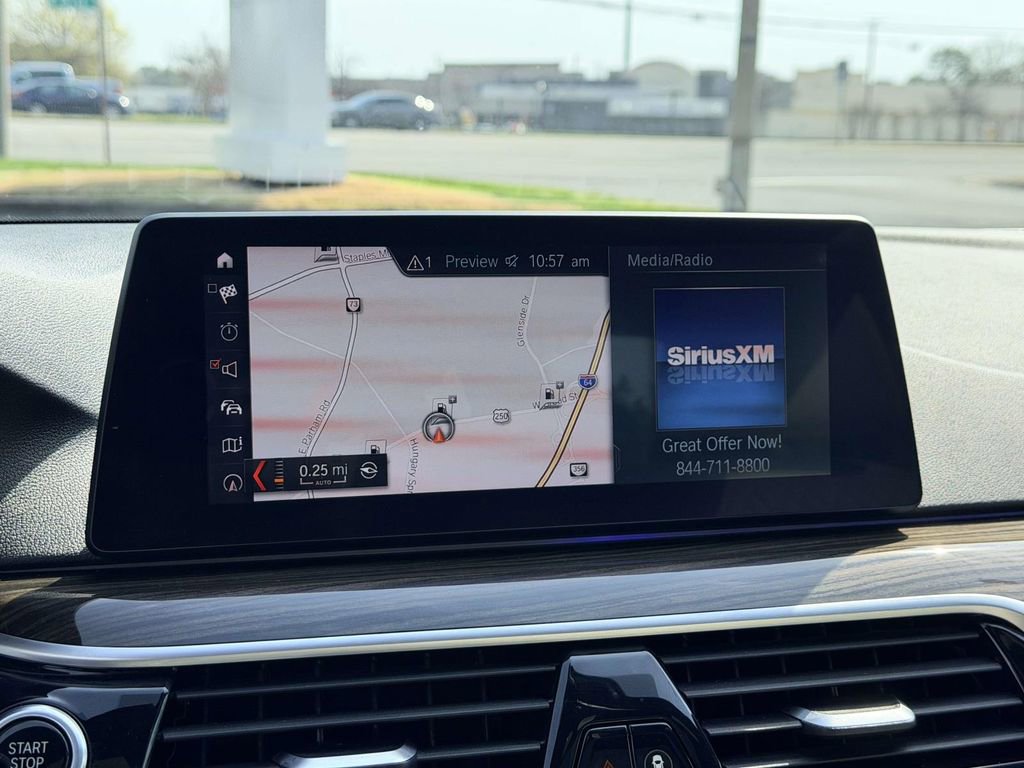 Used 2019 BMW 540i xDrive image 3