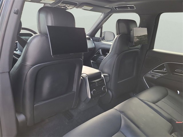 Used 2023 Land Rover Range Rover SE image 18