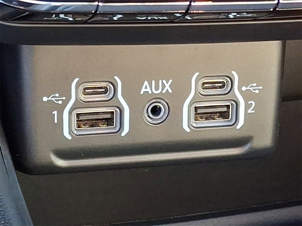 Used 2021 Dodge Durango GT image 25