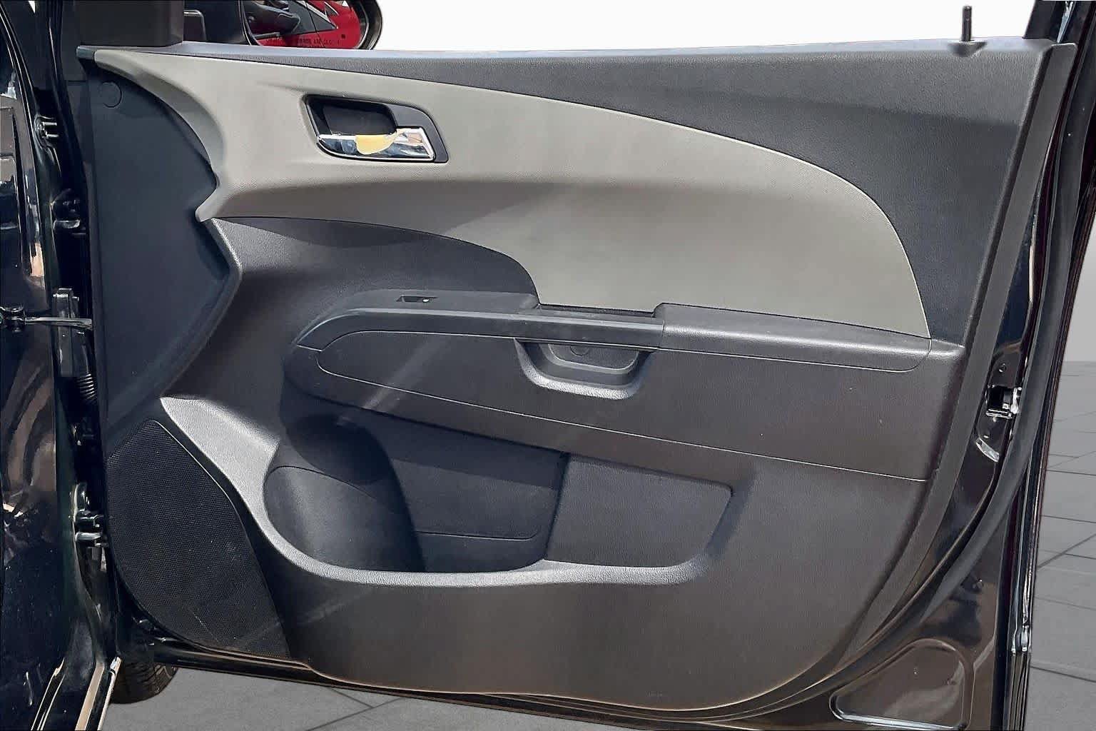 Used 2013 Chevrolet Sonic LT FWD image 22