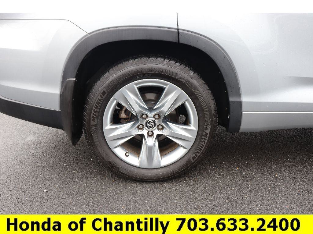 Used 2016 Toyota Highlander Limited image 36