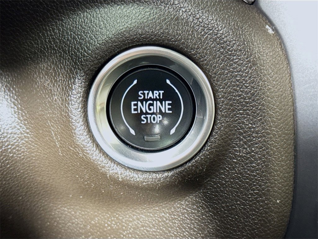 Used 2020 GMC Sierra 1500 Elevation image 28