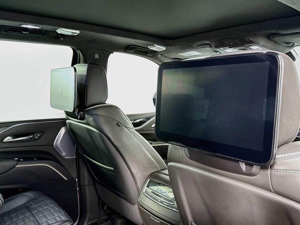 Used 2023 Cadillac Escalade V w/ Heavy-Duty Trailer Package AWD/4WD image 28