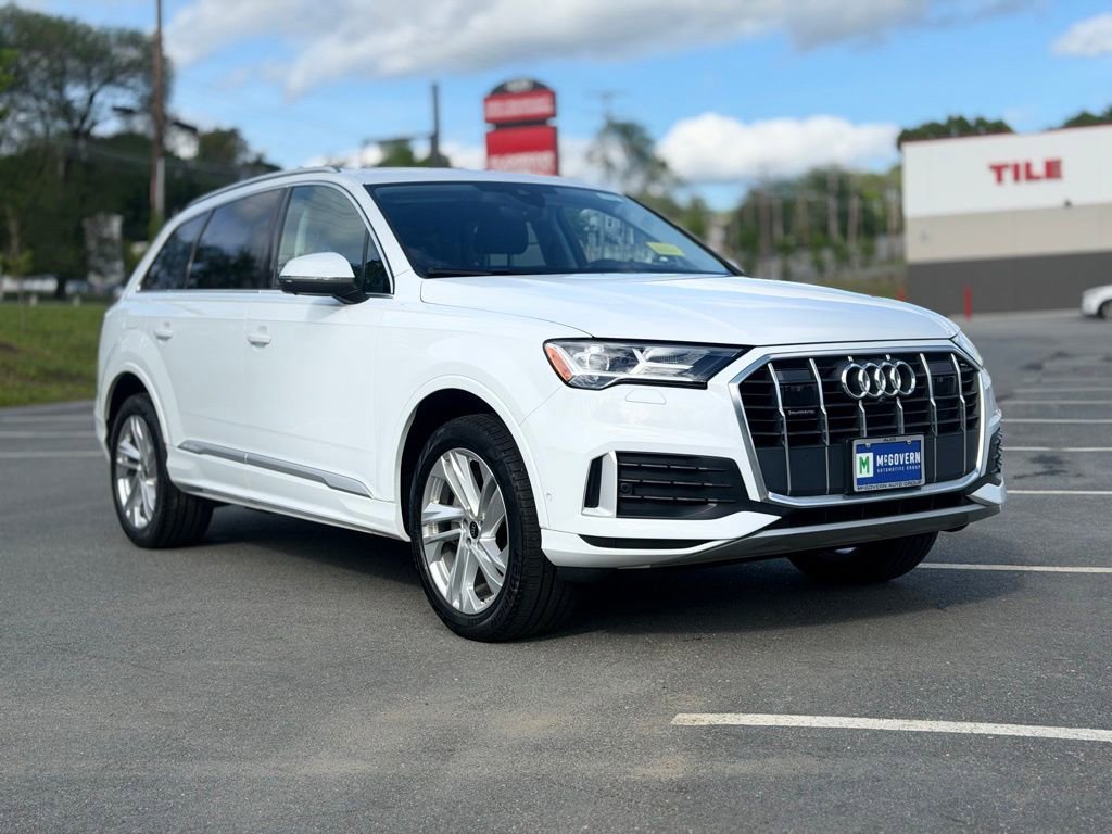 Used 2023 Audi Q7 2.0T Premium Plus w/ Premium Plus Package AWD/4WD image 9