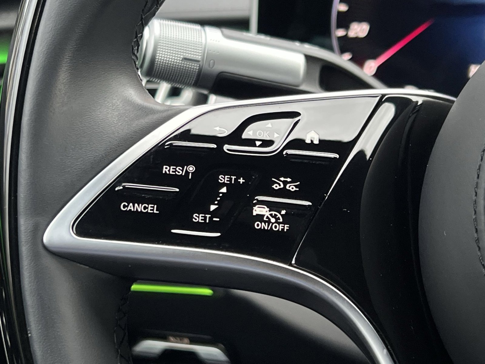 Certified 2025 Mercedes-Benz Maybach S 680 4MATIC image 32