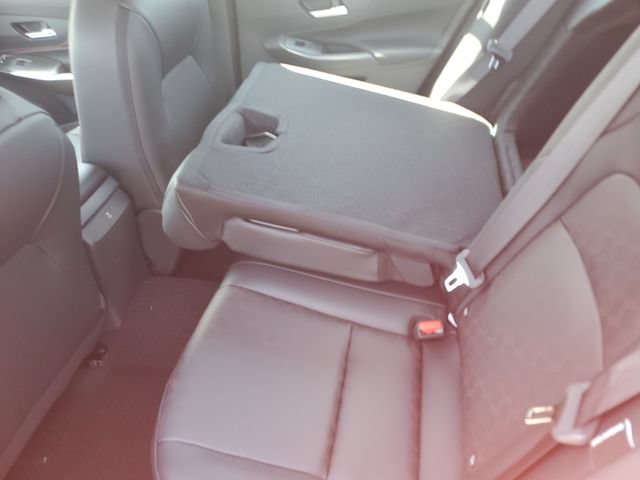 New 2026 Nissan Sentra SR w/ SR Premium Package FWD image 17
