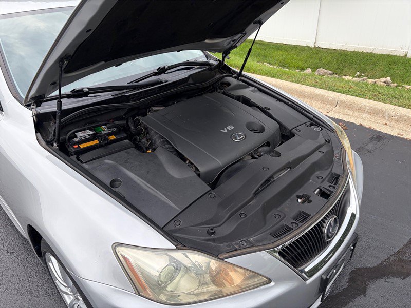 Used 2007 Lexus IS 250 AWD w/ Preferred Accessory Pkg image 28