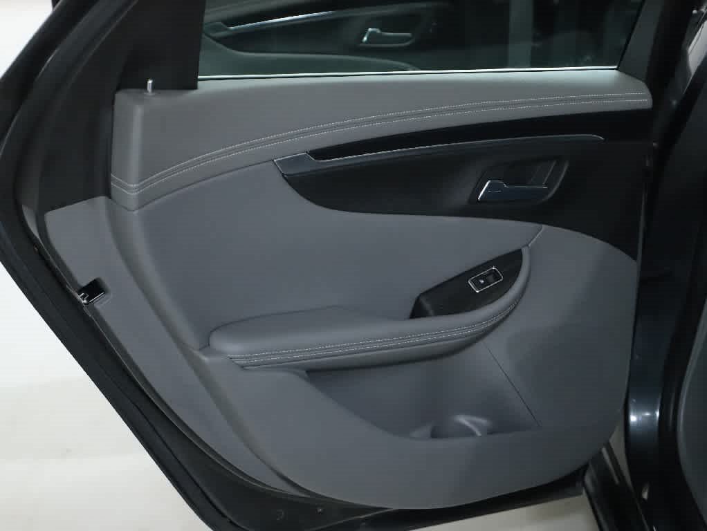 Used 2018 Chevrolet Impala LS FWD image 13