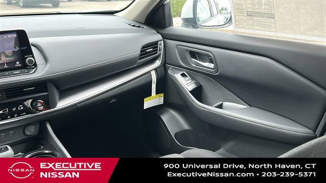 New 2026 Nissan Rogue SV image 25