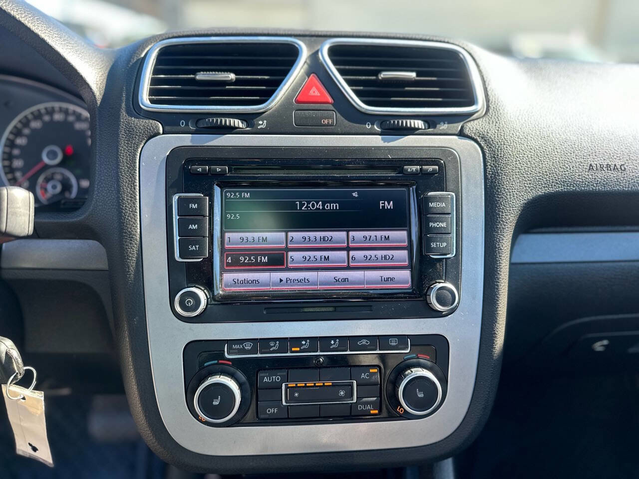 Used 2010 Volkswagen Eos Komfort image 17