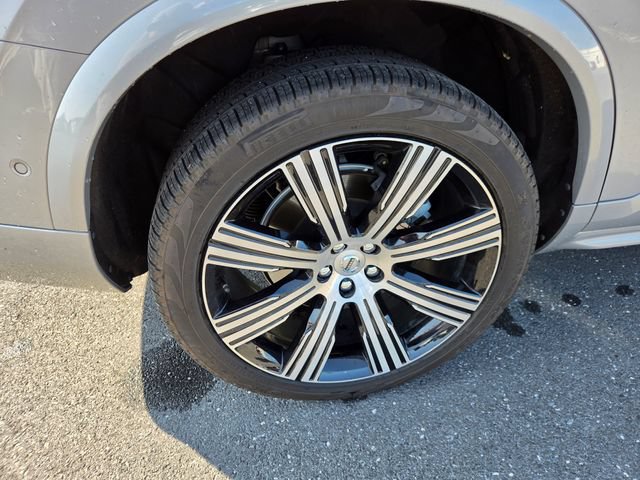 Used 2023 Volvo XC90 B6 Ultimate w/ Protection Package Premier AWD/4WD image 28