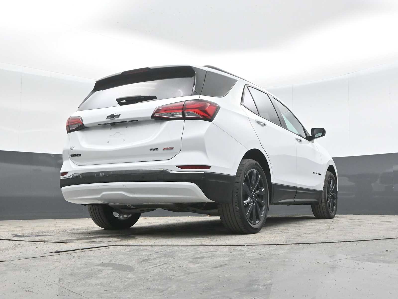 Used 2022 Chevrolet Equinox RS AWD/4WD image 47