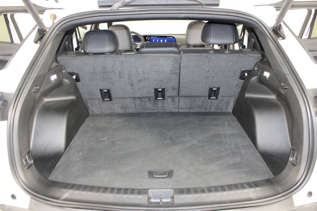 Used 2024 Chevrolet Blazer EV LT AWD/4WD image 19