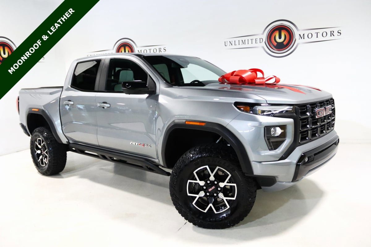 Used 2023 GMC Canyon AT4X image 1